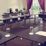 巴黎庞坦门美居酒店 4* 庞坦
