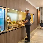 巴黎庞坦门美居酒店 4* 庞坦