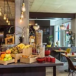巴黎庞坦门美居酒店 酒店