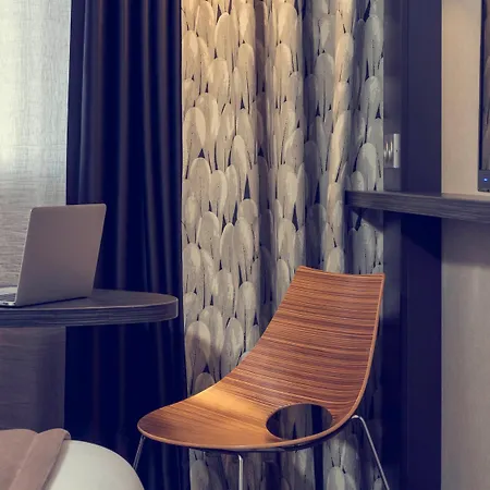 מלון Mercure Paris Porte De