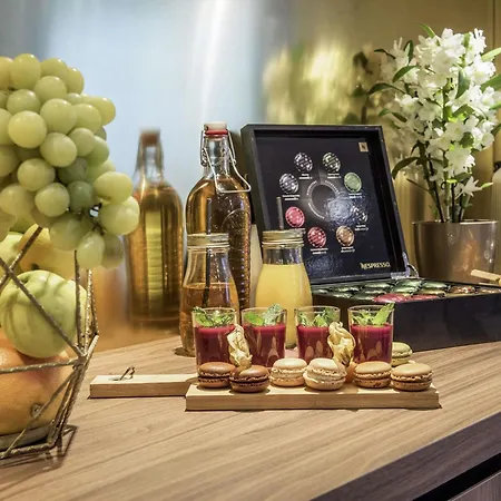 머큐어 파리 포르트 드 팡탱