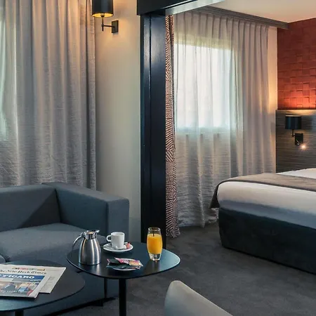 Mercure Paris Porte De 4*