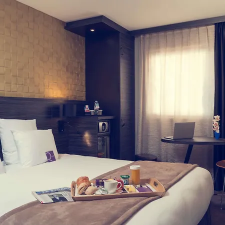 Mercure Paris Porte De Hotel 4*