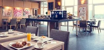 Hotel Mercure Paris Porte De 4*
