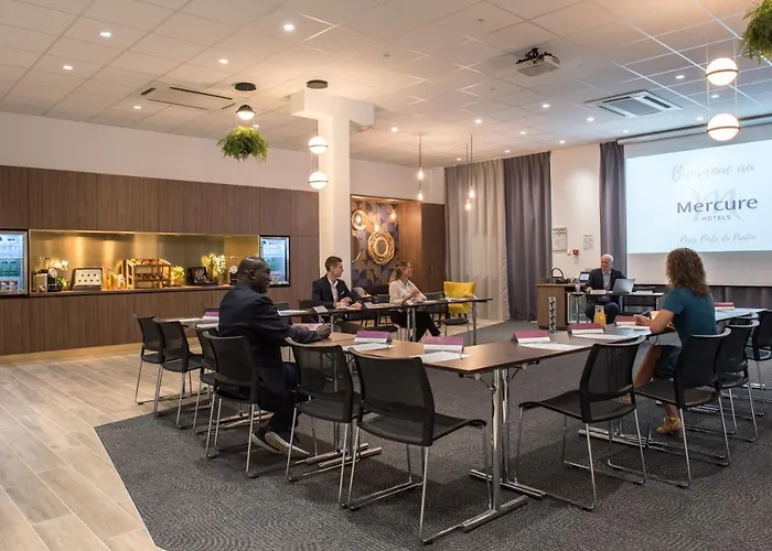 머큐어 파리 포르트 드 팡탱