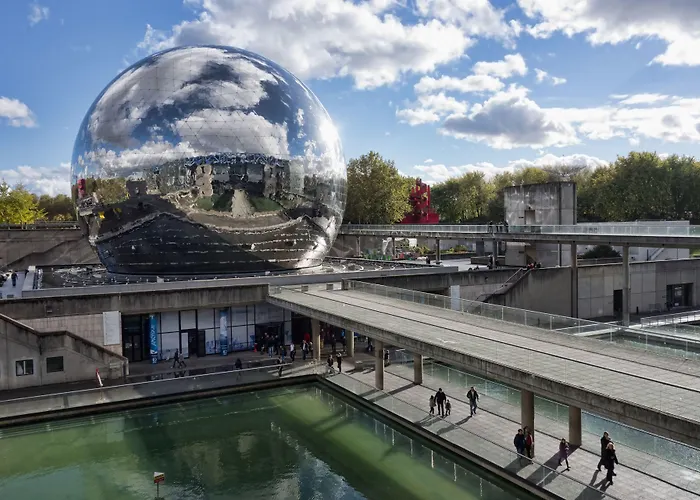 머큐어 파리 포르트 드 팡탱