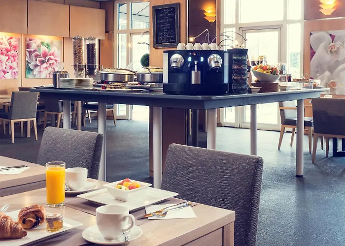 머큐어 파리 포르트 드 팡탱 4* 펜틴