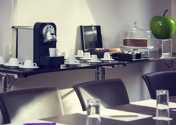 호텔 머큐어 파리 포르트 드 팡탱 4*