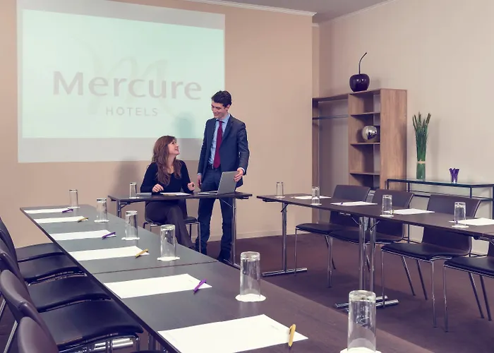 머큐어 파리 포르트 드 팡탱 호텔