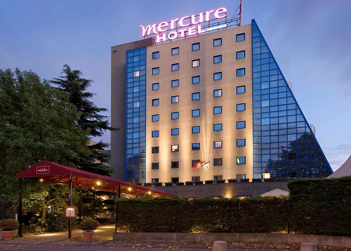 머큐어 파리 포르트 드 팡탱 호텔