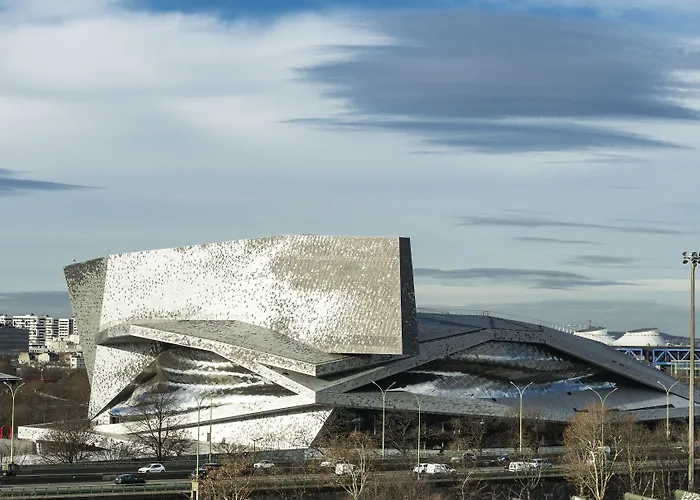 머큐어 파리 포르트 드 팡탱