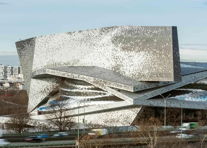 머큐어 파리 포르트 드 팡탱 4* 펜틴