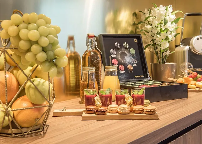 머큐어 파리 포르트 드 팡탱