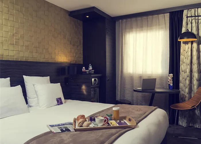 호텔 머큐어 파리 포르트 드 팡탱