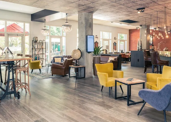 머큐어 파리 포르트 드 팡탱 4* 펜틴