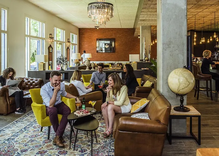 머큐어 파리 포르트 드 팡탱 호텔 펜틴