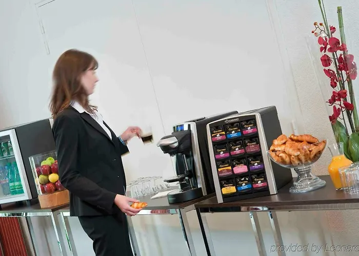 Mercure Paris Porte De 4*